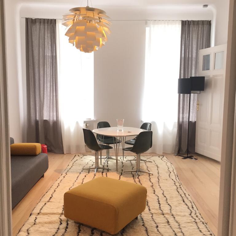 Luxury 2 Bedroom Apartment In The Heart Of Mitte, Berlin Zimmer foto